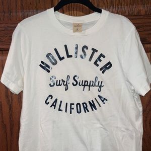 Hollister White tee shirt